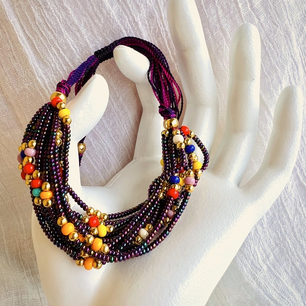 Bracelet handmade seed beads! Adjustable